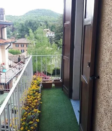 Ca' Da La Rosy Apartmán *